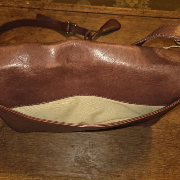 Vtg 1980s Calvin Klein Messenger Crossbody Bag Pocket Book Clean Interior - Picture 13 of 16